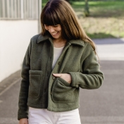 Women's Cropped Jacket in Organic Merino Wool Fleece