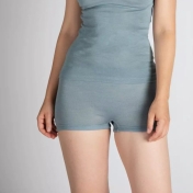 Women's Short Pants in Wool & Silk Women's Short Pants in Wool & Silk