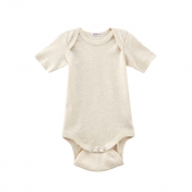 Short-Sleeved Baby-Body in Soft Organic Cotton