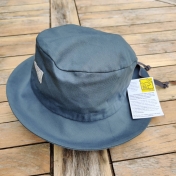 Wide Brim Bucket Hat in Organic Cotton (Cala)