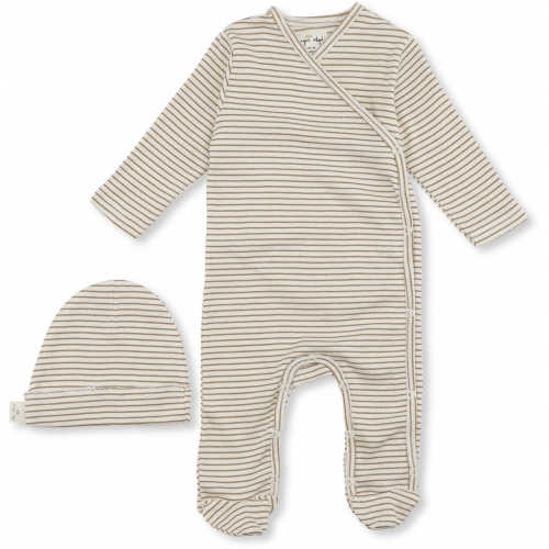 Dio Newborn Sleepsuit And Hat Set In Organic Cotton Ks1278 25 00 Cambridge Baby Organic Natural Clothing